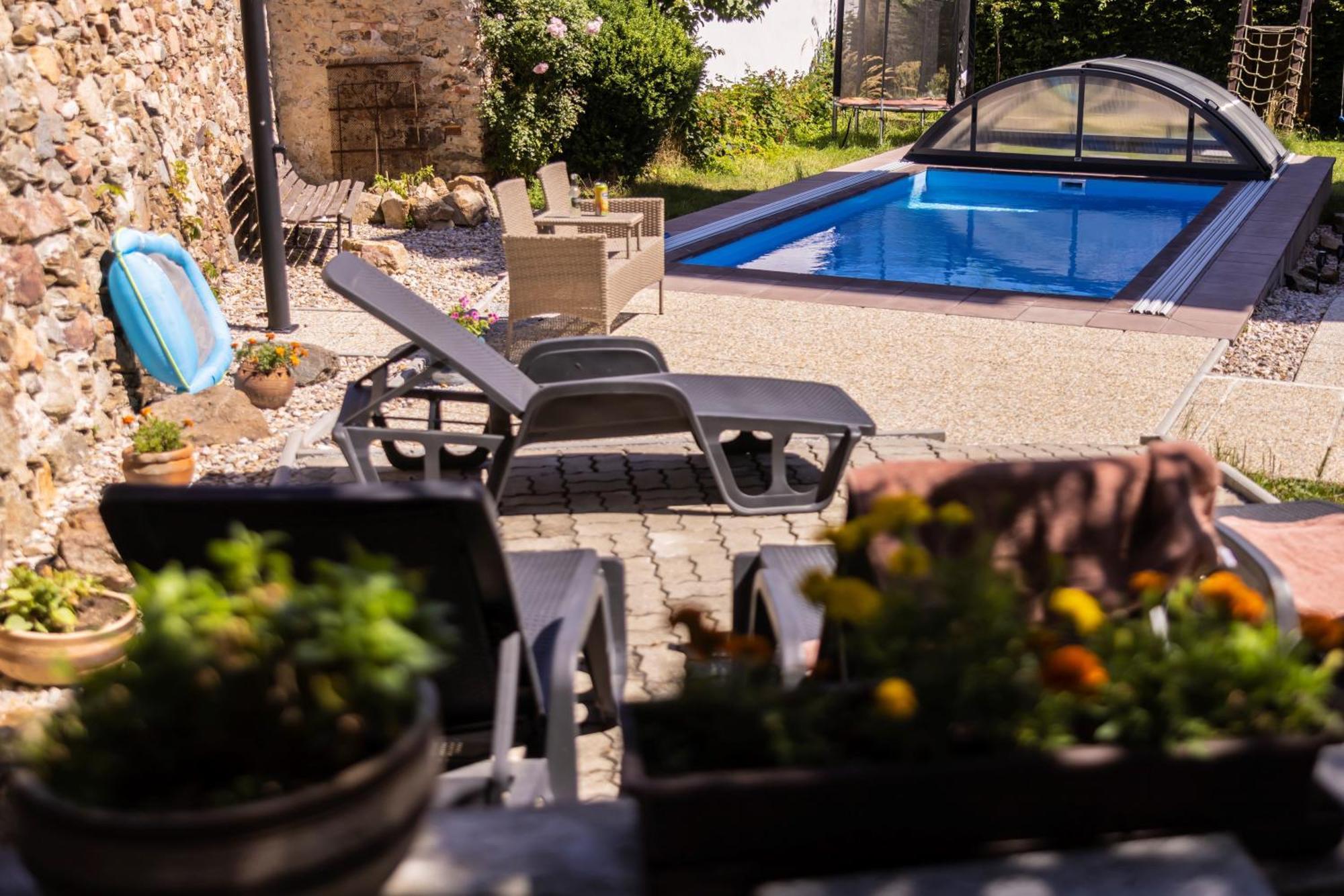 Apartmany Nezarka A Privatni Wellness Jindřichův Hradec Eksteriør bilde