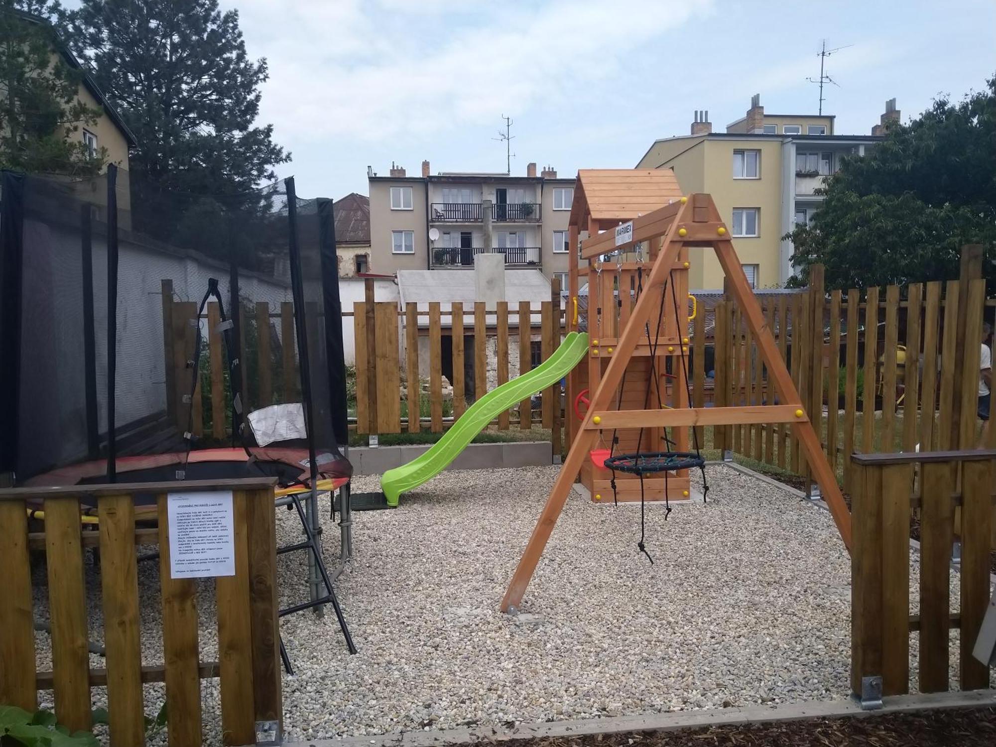 Apartmany Nezarka A Privatni Wellness Jindřichův Hradec Eksteriør bilde